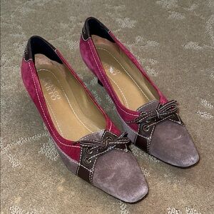 EUC Franco Sarto 1.5” Suede Heels, Size 6.5